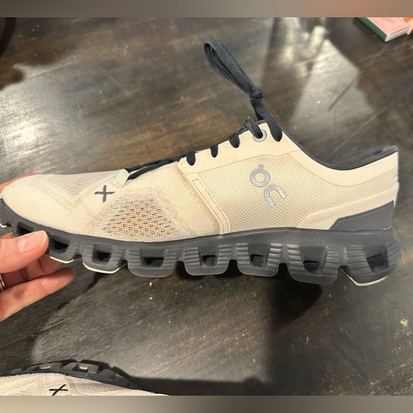 Womens On Cloud X3 fawn/magnet size 7.5 - Picture 4 of 10